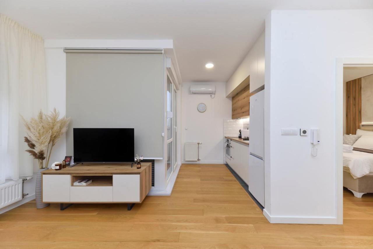 Divine & Delight Apartments نوفي ساد المظهر الخارجي الصورة