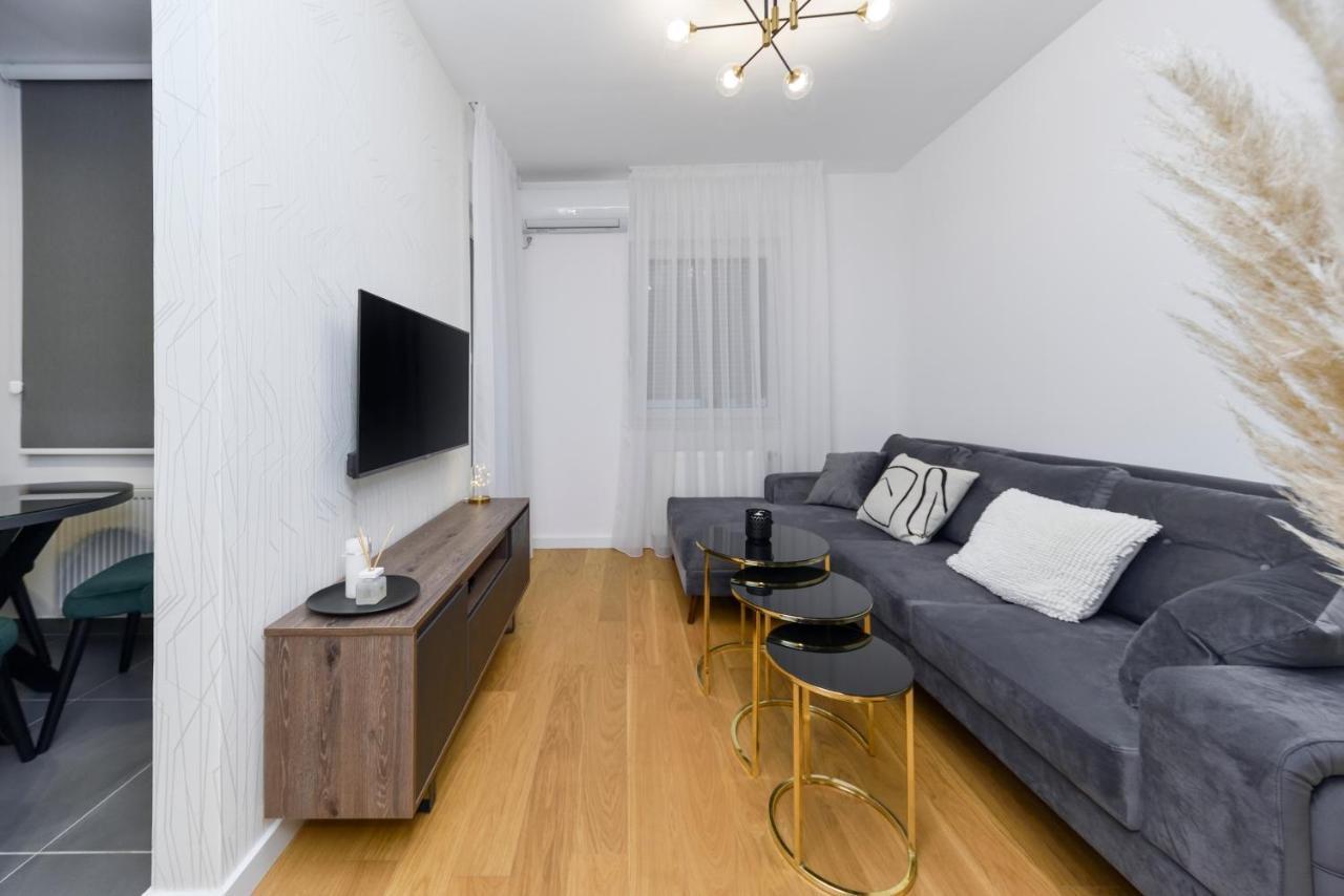 Divine & Delight Apartments نوفي ساد المظهر الخارجي الصورة